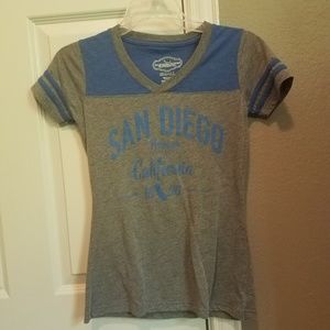 San Diego v-neck